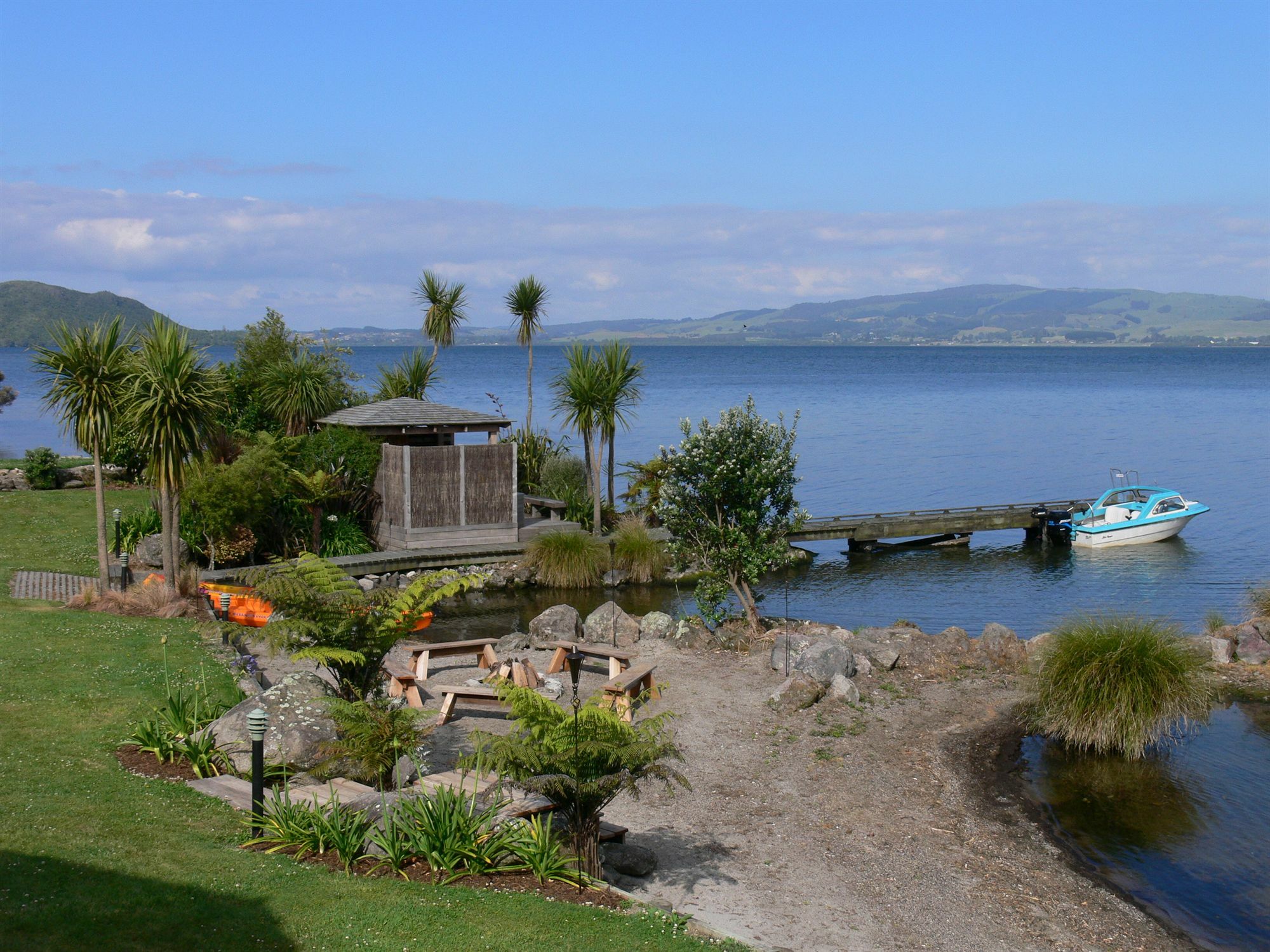 Koura Lodge Rotorua Exterior photo